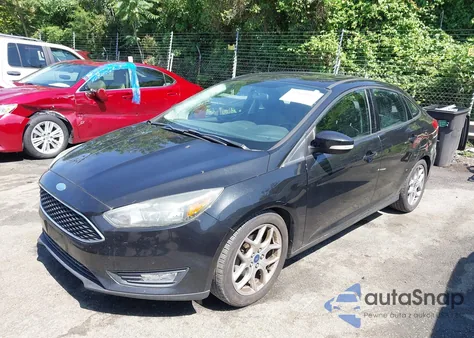 2015 Ford Focus Se z USA, uszkodzony, nr VIN 1FADP3F26FL283668